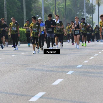 Runner Photo 7001253