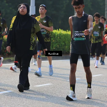 Runner Photo 7001343