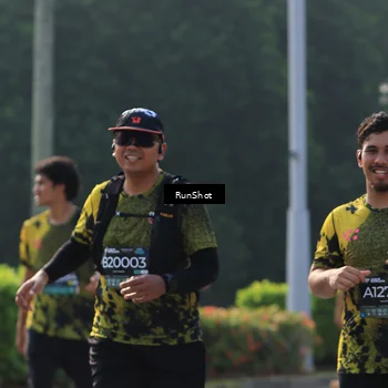Runner Photo 7001400