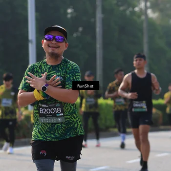 Runner Photo 7001401