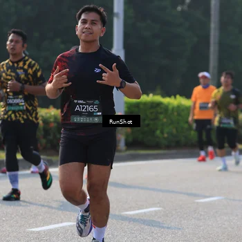 Runner Photo 7001427