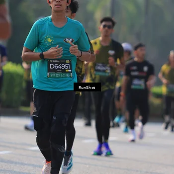 Runner Photo 7001703