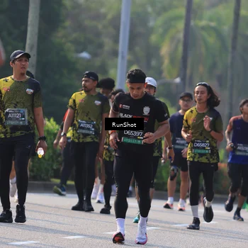 Runner Photo 7001740