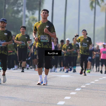 Runner Photo 7001748