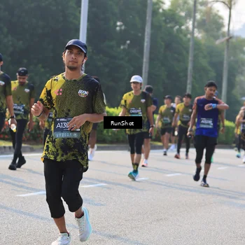 Runner Photo 7001799