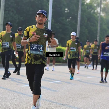 Runner Photo 7001800