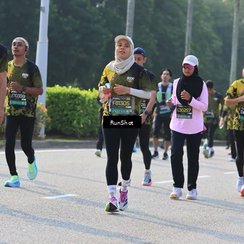 Runner Photo 7001874
