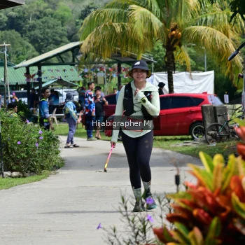 Runner Photo 70020