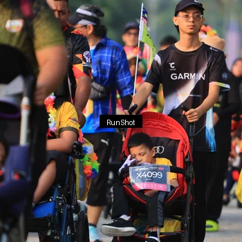 Runner Photo 7002168
