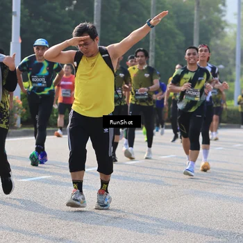 Runner Photo 7002182