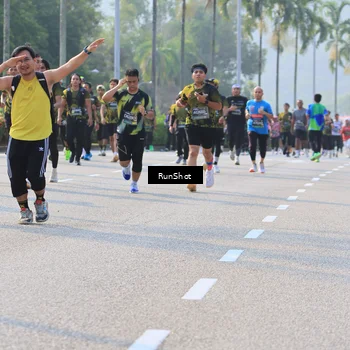 Runner Photo 7002190