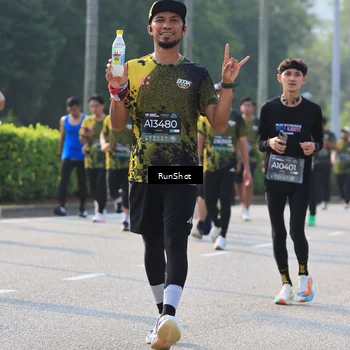 Runner Photo 7002251