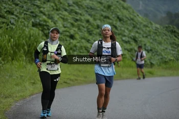 Runner Photo 70024