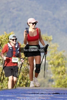Runner Photo 70026