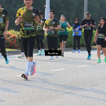 Runner Photo 7002870