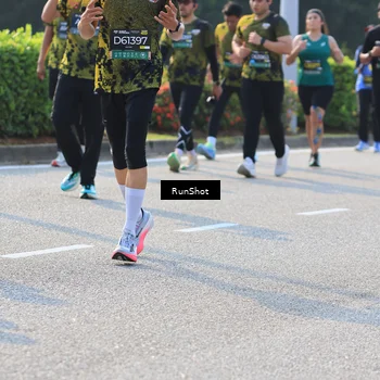 Runner Photo 7002875