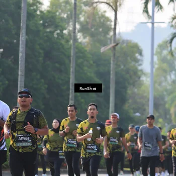 Runner Photo 7002918