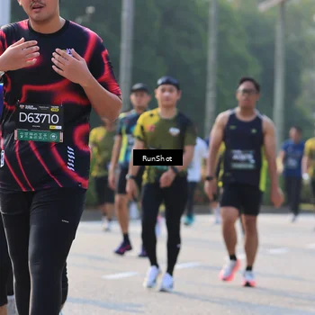 Runner Photo 7002996