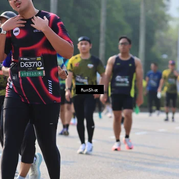 Runner Photo 7002999