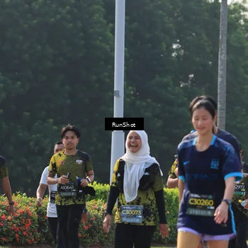 Runner Photo 7003041