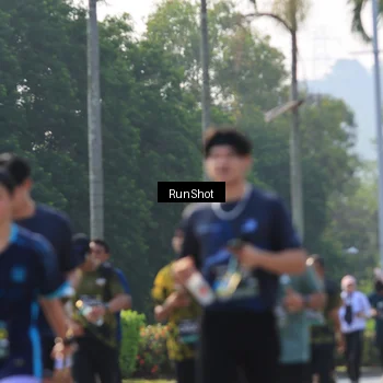 Runner Photo 7003046