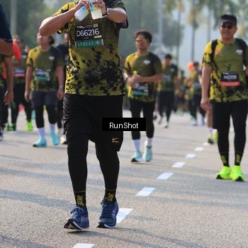 Runner Photo 7003555