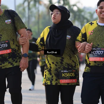 Runner Photo 7003600