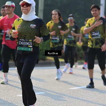 Runner Photo 7003646
