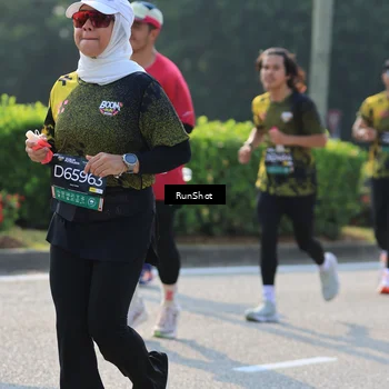 Runner Photo 7003663