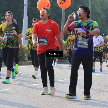 Runner Photo 7003665