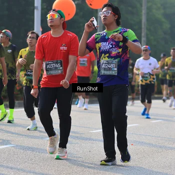 Runner Photo 7003675