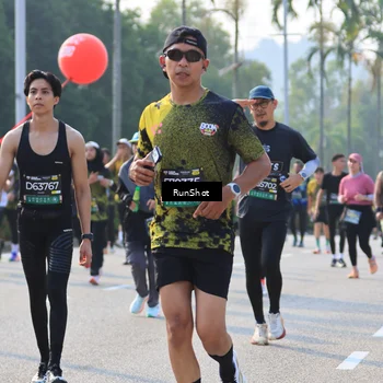 Runner Photo 7003717