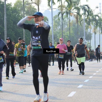 Runner Photo 7003734