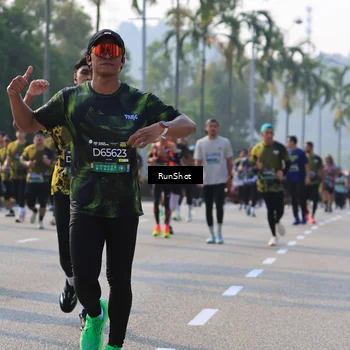 Runner Photo 7003743