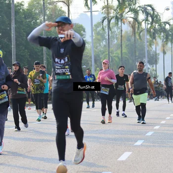 Runner Photo 7003745