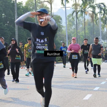 Runner Photo 7003749