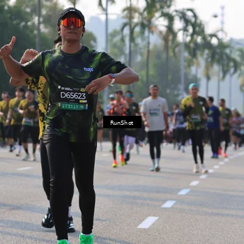 Runner Photo 7003759