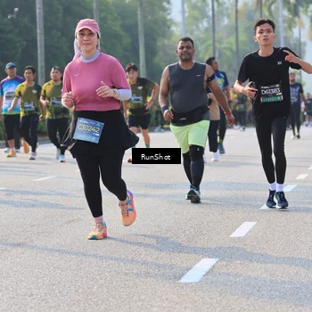 Runner Photo 7003768