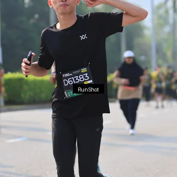 Runner Photo 7003792
