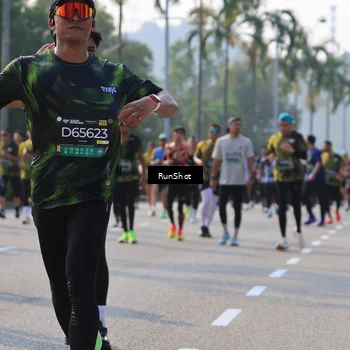 Runner Photo 7003806