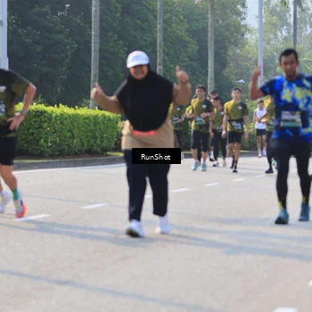 Runner Photo 7003808