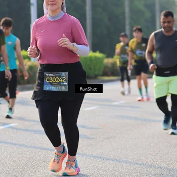 Runner Photo 7003812
