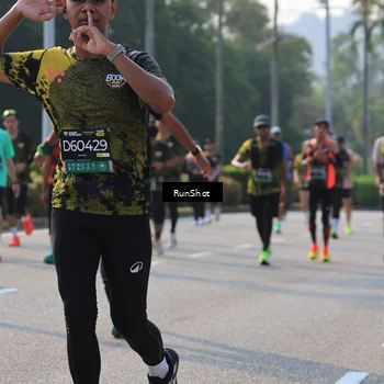 Runner Photo 7003869