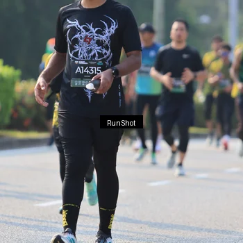 Runner Photo 7003873