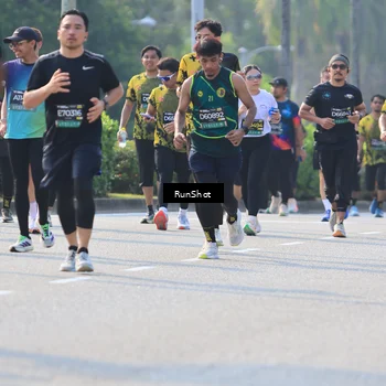 Runner Photo 7003878
