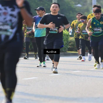 Runner Photo 7003882
