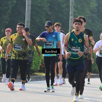 Runner Photo 7003903