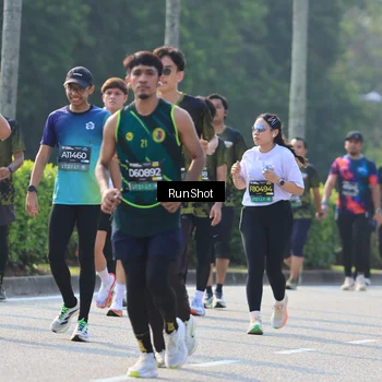 Runner Photo 7003905