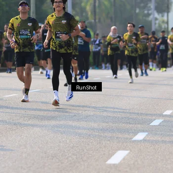 Runner Photo 7003909