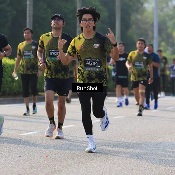 Runner Photo 7003924